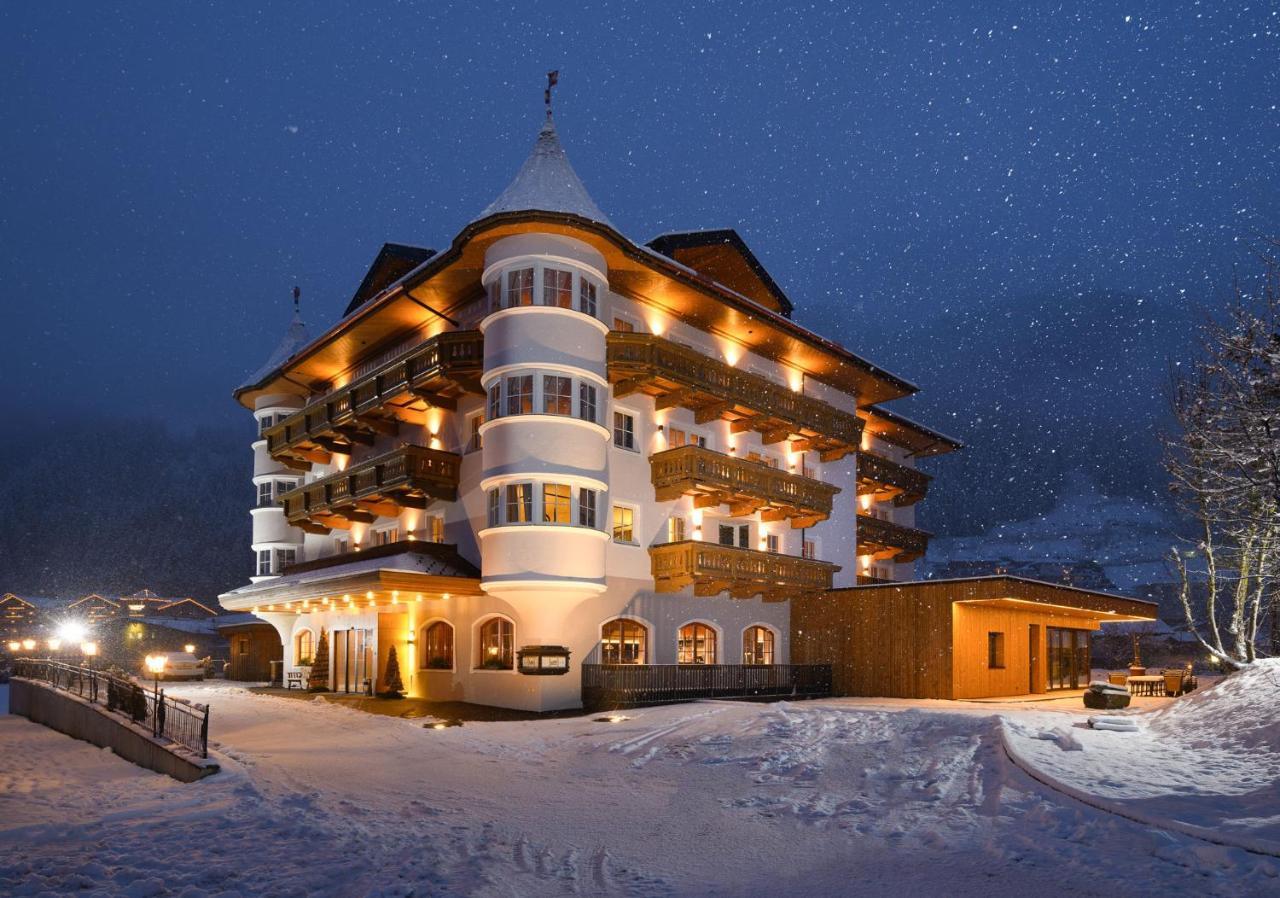 Hotel Bergzeit 그로살 외부 사진